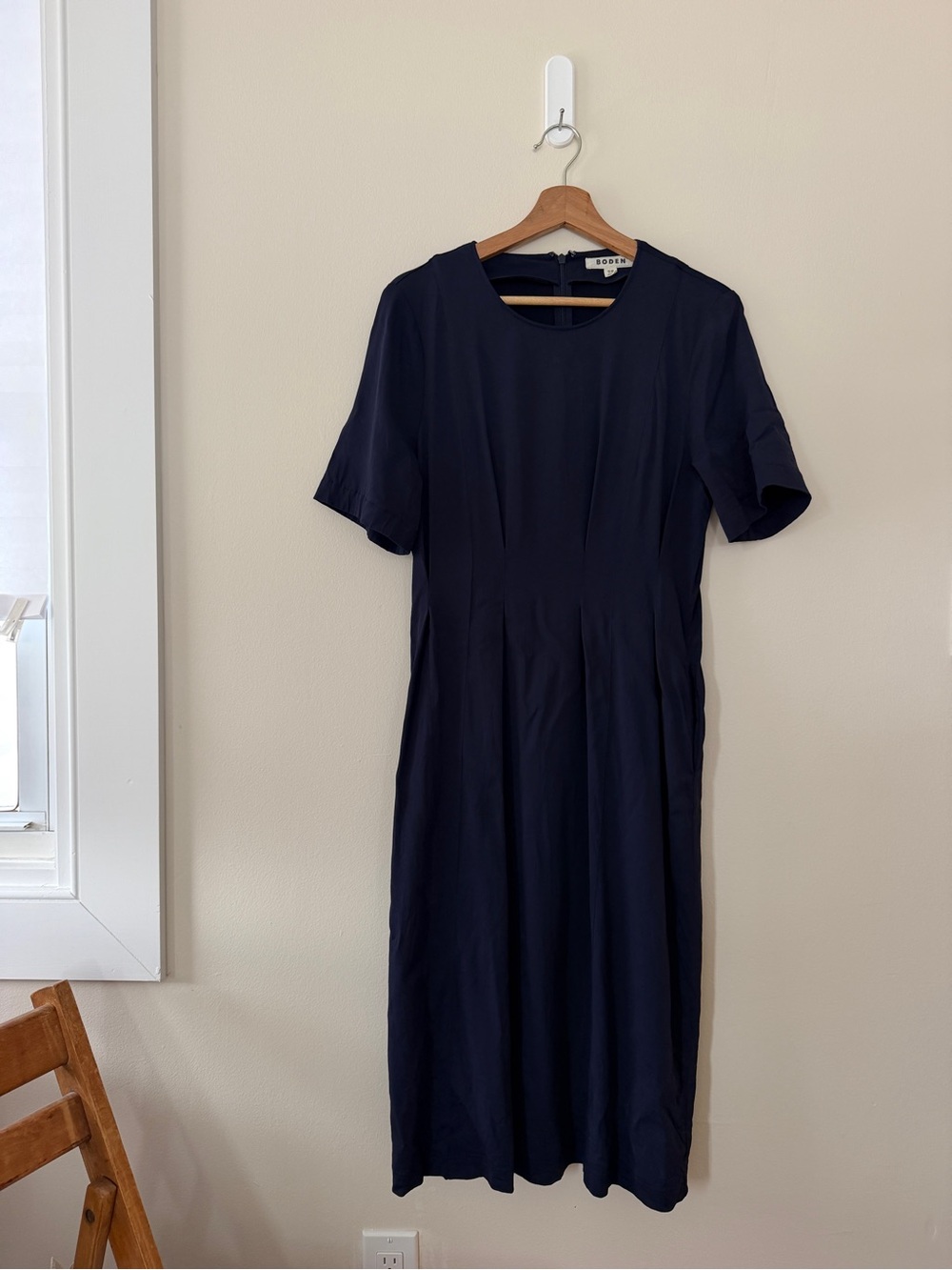 Boden Pintucked Navy Short-Sleeve Midi Dress